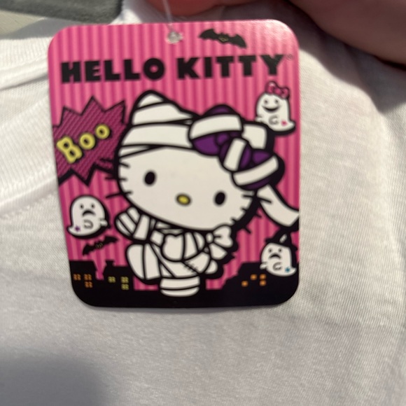 Hello Kitty Halloween Shirt - Picture 2 of 3